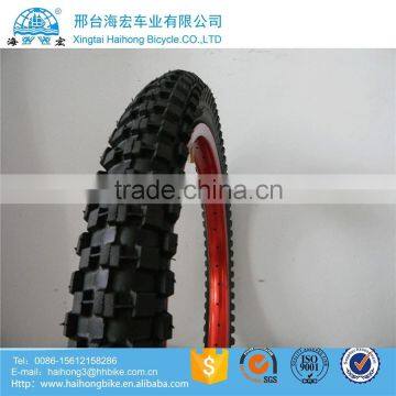 colored green rubber bicycle tyre