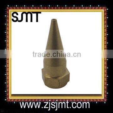 sharp head hydraulic grease coupler