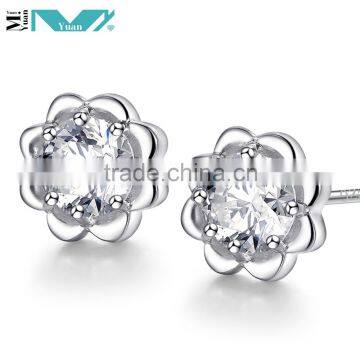 Fashion Cubic Zirconia Flower Design Stud Earrings with Rhodium Plated