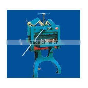 QZ600 manual quarto paper cutter