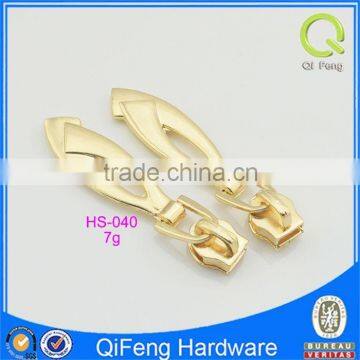 HS-040 zipper slider and puller custom special shape shiny gold color design