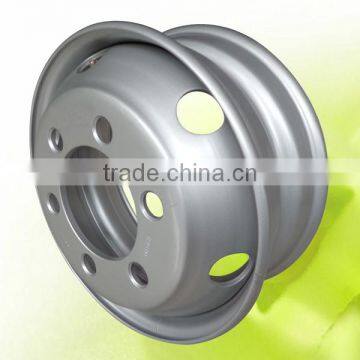 China Auto Parts Tubeless Truck Rim Steel 19.5" photo-2
