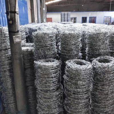 Double Twist Core Galvanized Military Barbed Wire For Security Fencing And Barriers photo-4
