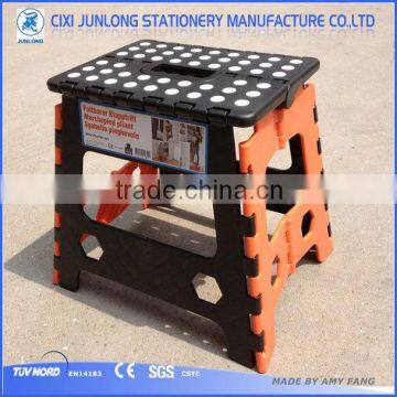 PLASTIC FOLDING PORTABLE STOOLS