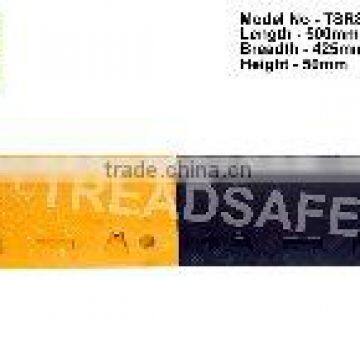 HIGH QUALITY RUBBER SPEED BREAKER