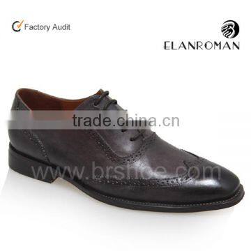 Business men wingtip shoes Classical brogue shoes men