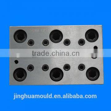 Factory Supply 3cr13 3Cr17 Extrusion WPC Plastic Mould Made in China