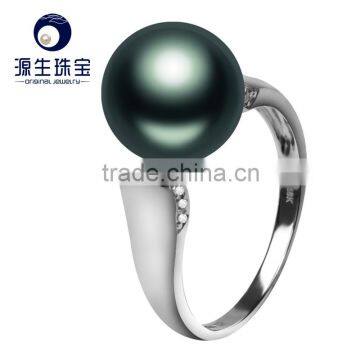 18k gold engagement rings with pearl black color and perfect round tahitian pearl