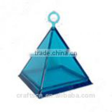 Triangular pyramid balloon accessory box