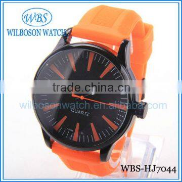 High quality popular lady wristband watches with silicon strap