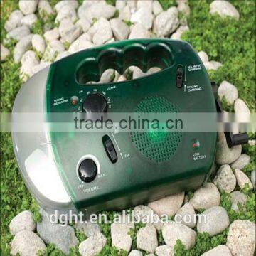 Made in China listen Flashlight speaker ABS solar radio fm auto scan radio with earphone