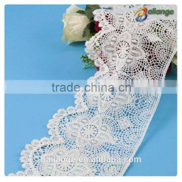 2014 Fashion Romantic Elegant Wedding Austrian Lace Embroidery Design for Lady Clothes