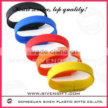 USB cover wristband