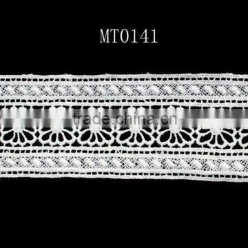 vintage ivory cotton lace trim crochet