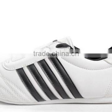 UWIN Handsome Black Strips Kids Taekwondo Shoes photo-2