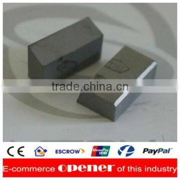 Type D2 cemented carbide welding insert for making 3 edged milling tools of T grooves and adjustable boring tools