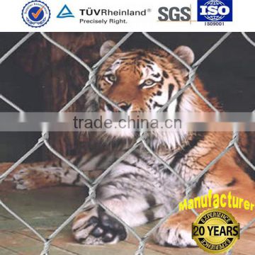 Animal enclosure, knotted steel rope mesh (factory)