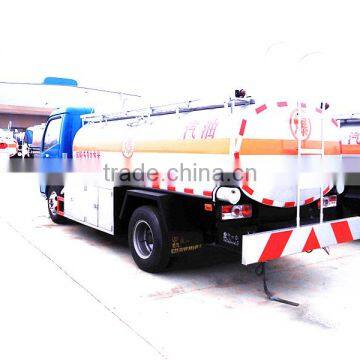 Mini New 4000L Fuel Tank Truck Made in China photo-4
