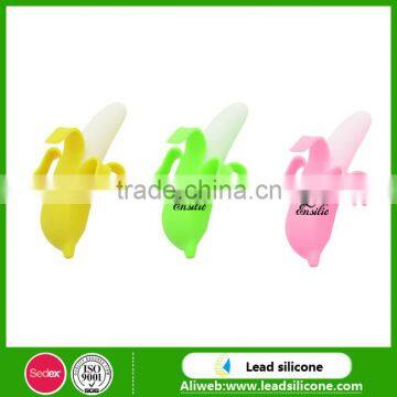 Customized Amazing Banana Silicone Wine Glass Marker,Creative Novelty Silicone Banana Wine Bottle Stopper photo-2