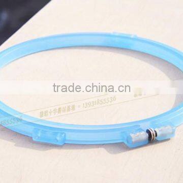 Cross Stitch Hoops WITH SCREW CLOSURE photo-2