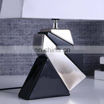 Western Modern Design Geometric Modeling White Ceramic Base Bedside Table Lamps for Home Decor photo-4