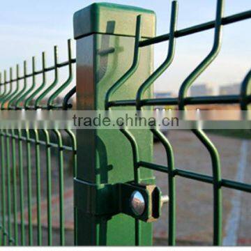Green Powder coated plastic garden fence panels