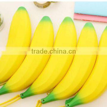 Novelty Silicone Portable Banana Coin Pencil Case Purse Bag Wallet Pouch Keyring