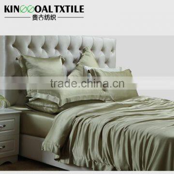 Luxurious Light green Mulberry Silk Soft Chinese comforter sets Bedding