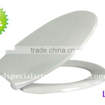 white duroplast toilet seat