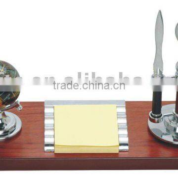 wooden desktop set,notepad,globe,reading glass