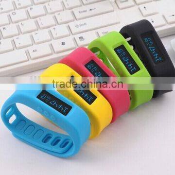 Smart Silicon bluetooth bracelet With Pedometer Sleep monitoring Calorie burns function