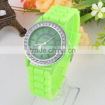 2015 Classical Top Hot Selling man watch with silicone wristband