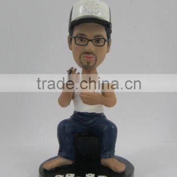 New Fashion Custom Made Resin play cards/Mahjong man Figurine