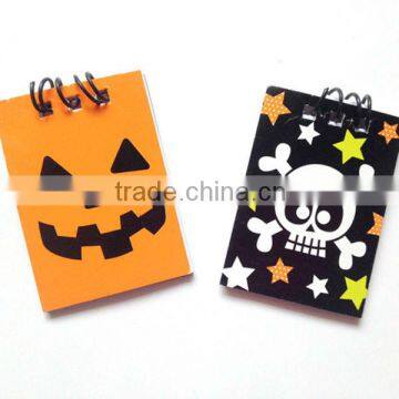 Mini note pad w/halloween design