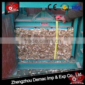 Sawdust wood shavings press baler machine