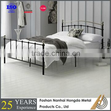 queen size metal frame bed