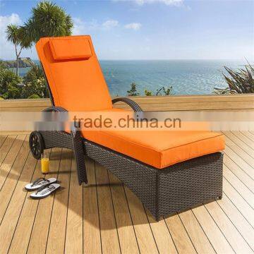 beach sun lounger,beach lounger with wheel,sun lounger with shade