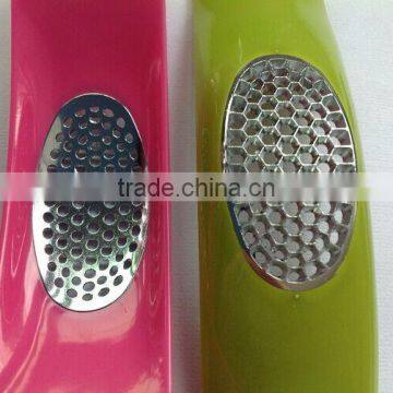 Promotional Kitchen Tool Garlic Press/ Garlic Crusher/ Garlic Rocker photo-4