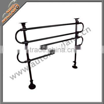 Adjustable four cupules metal dog guard