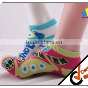 wholesale custom hot sale anti-bacterial ankle unisex cartoon tube socks