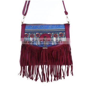 China Vintage Tassel Messenger Crossbody Bag for Women photo-6