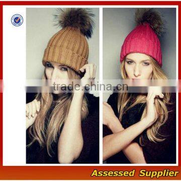 OEM High quality winter knit hat with ball on top women and man fahion beanie knitted hat with pompoms for wholesale