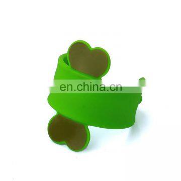 custom design mini silicone wristband phone holder