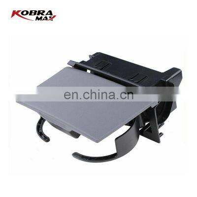 96965-ZS00A Console Cup Holder For Nissan Frontier Xterra Pathfinder 96965-ZS00A photo-2