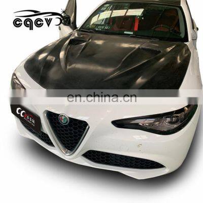 Body kit for Alfa Romeo rear bumper and carbon fiber rear lip rear spoiler auto tuning parts