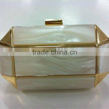 Dongguan bags factory sell beautiful amber resin clutch wallet women love