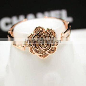 2016 Latest Fashion Women Lady Beautiful Flower Bracelet Rose Gold Jewelry photo-4