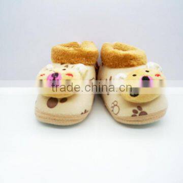 babyfans 2015 New arrival high quality cotton fabric cheap funny newborn baby shoes for boy