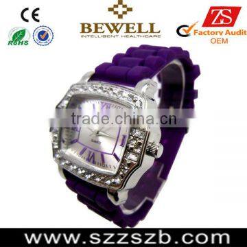 trendy ladies silicone watches with good quality zinc alloy case crytal watches