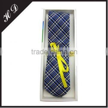 necktie box